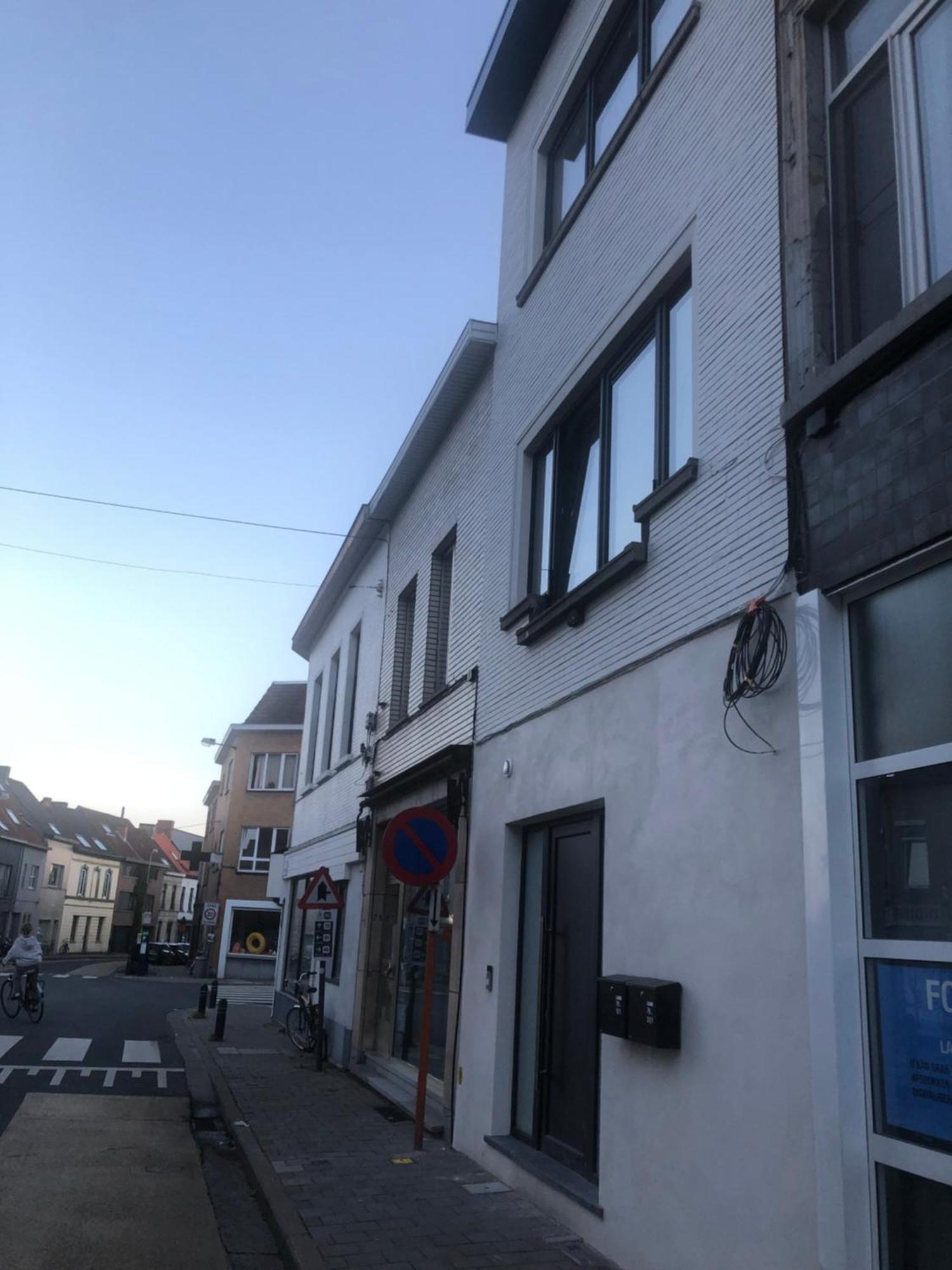 Apartment Small Shared In