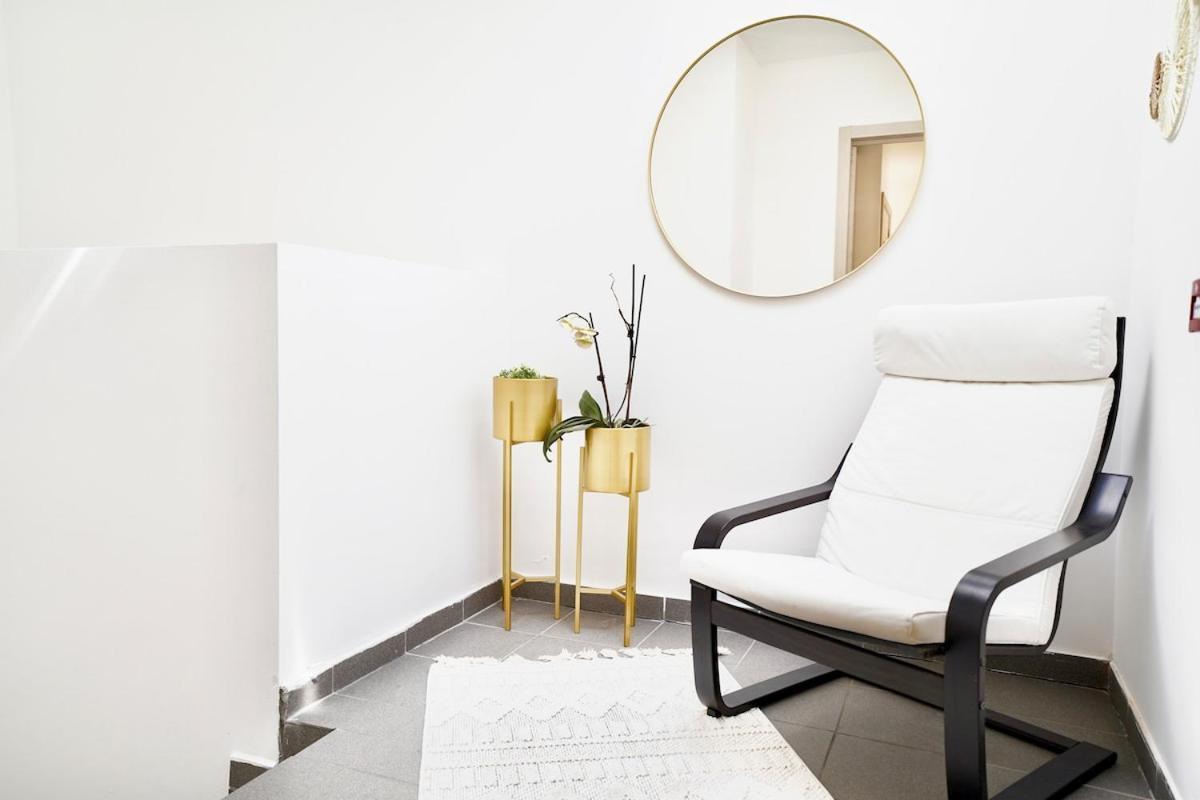 Apartment Penthouse With A Neo-gothic Parish Church View Ghent
