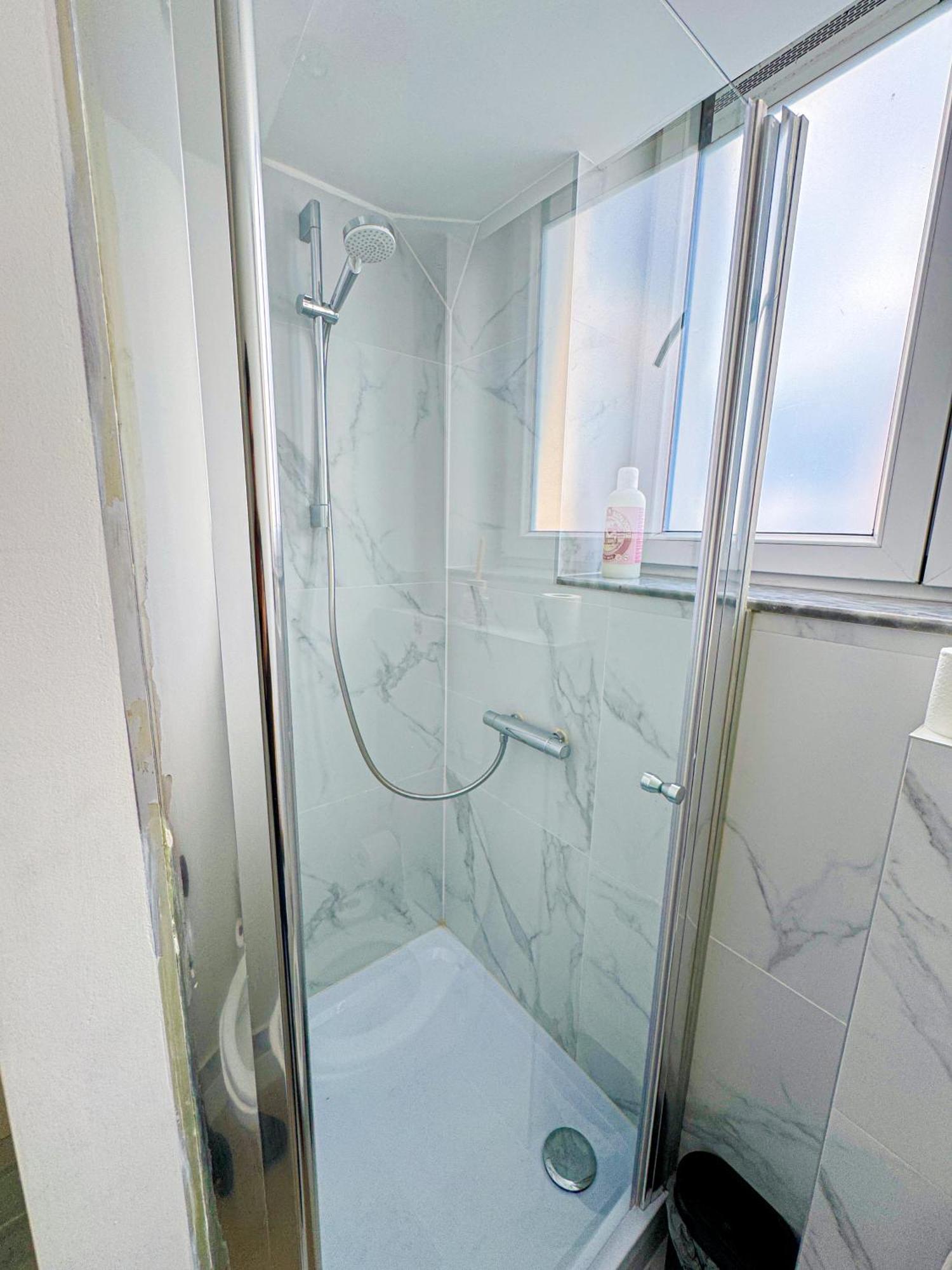 Modern 1br & 1lr Apartment, 10 Min Walk To Center * Gante
