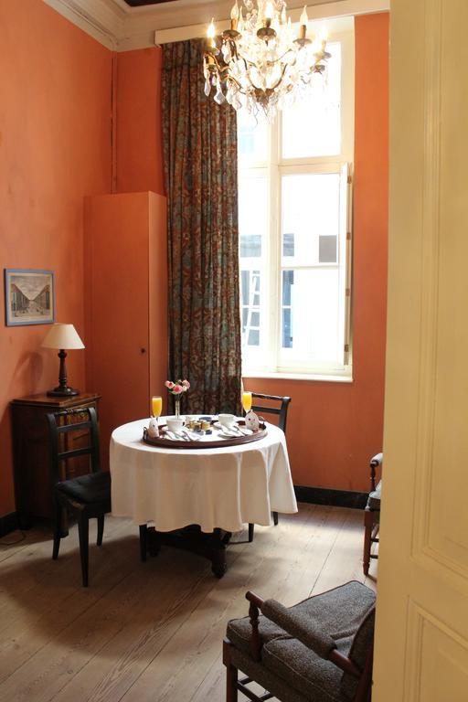 1820 Bed & Breakfast