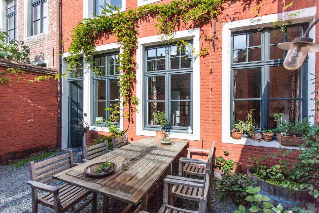 Bed & Breakfast Door 10 Gent