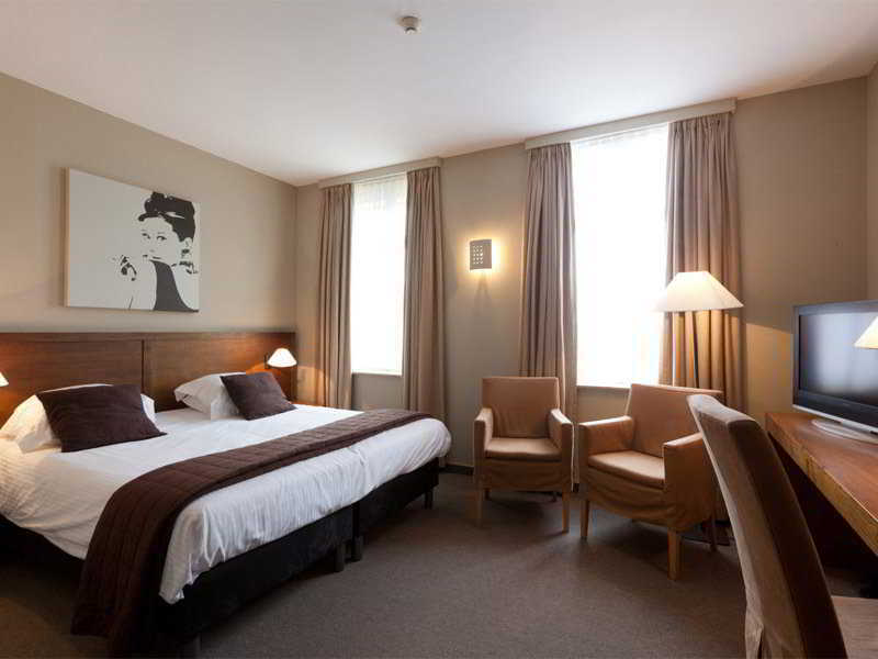 De Flandre Hotel 4*