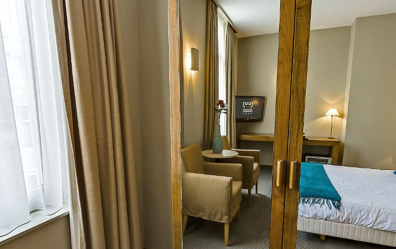 De Flandre Hotel 4*