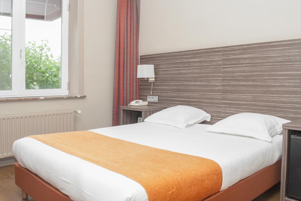 Castel Hotel