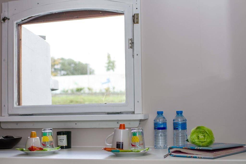 B&B B³ Boat 2* Ghent