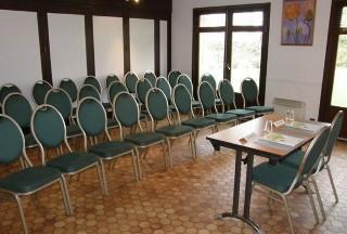 Campanile & Restaurant 2*