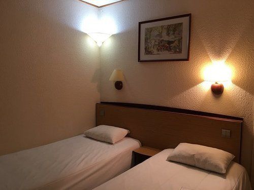 Hotel Campanile & Restaurant 2*