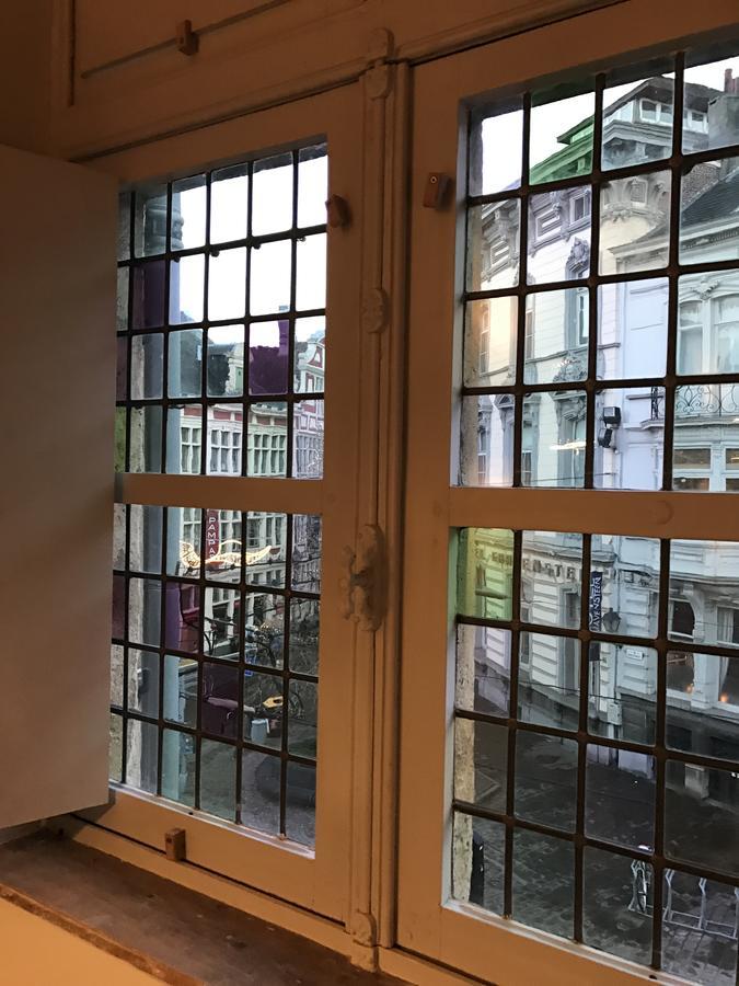 Burgstraat 8 * Ghent