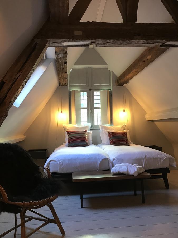 Bed & Breakfast Burgstraat 8 *