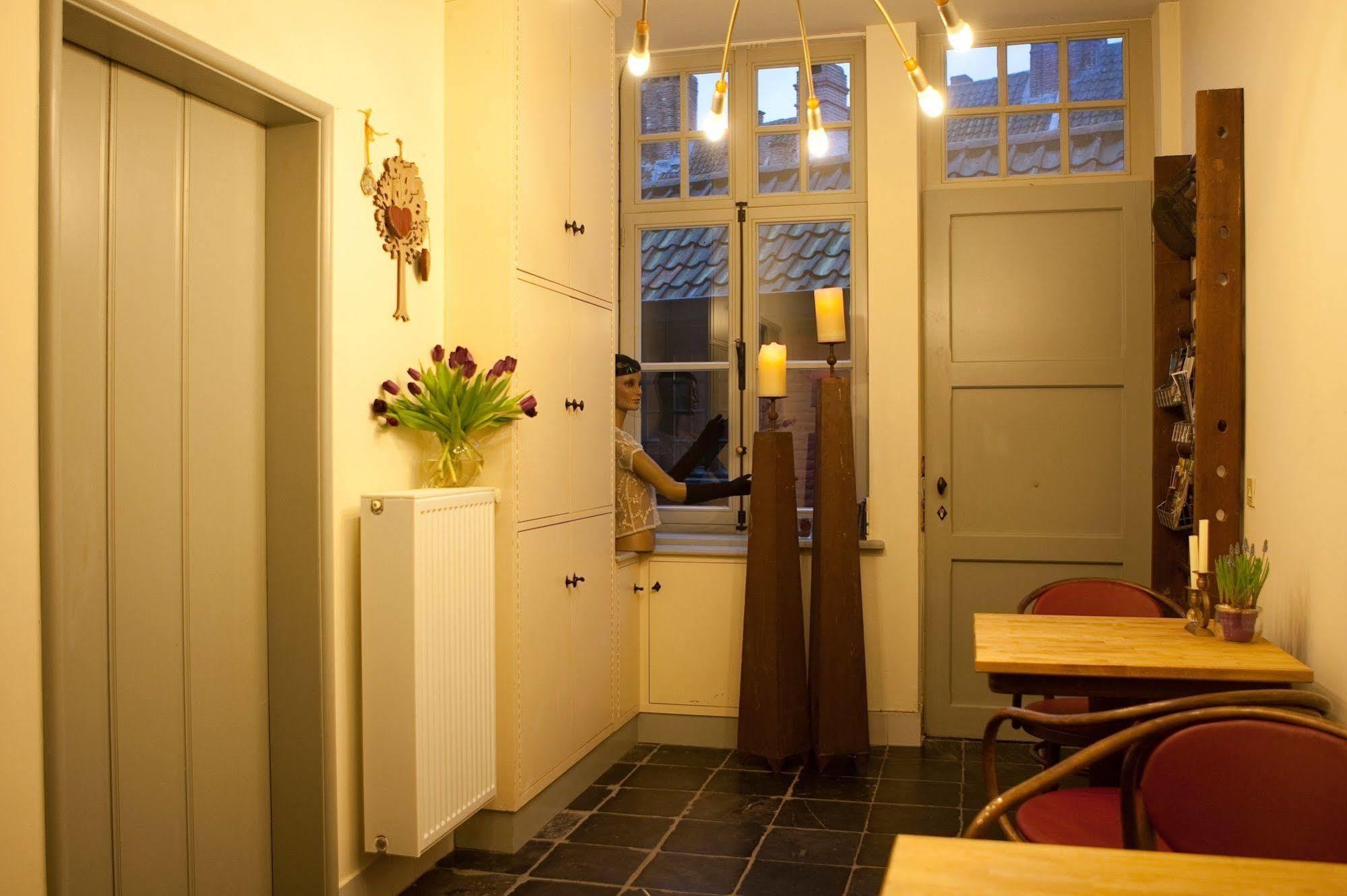 Door 10 3*