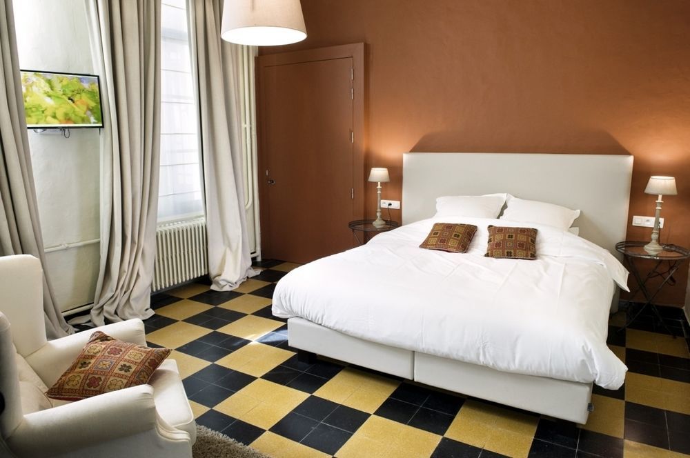 Hotel Ganda & 3*