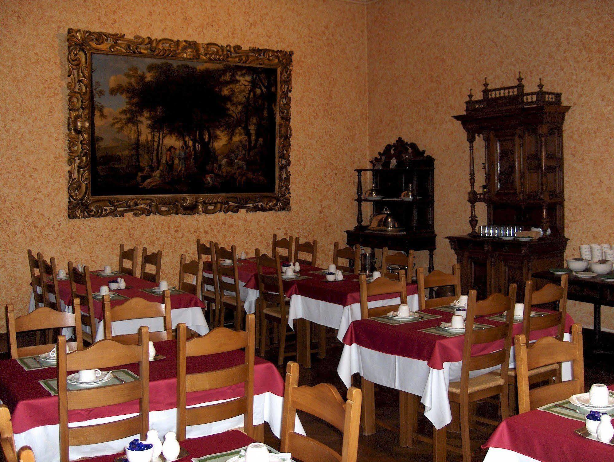 Hotel Erasmus 2*
