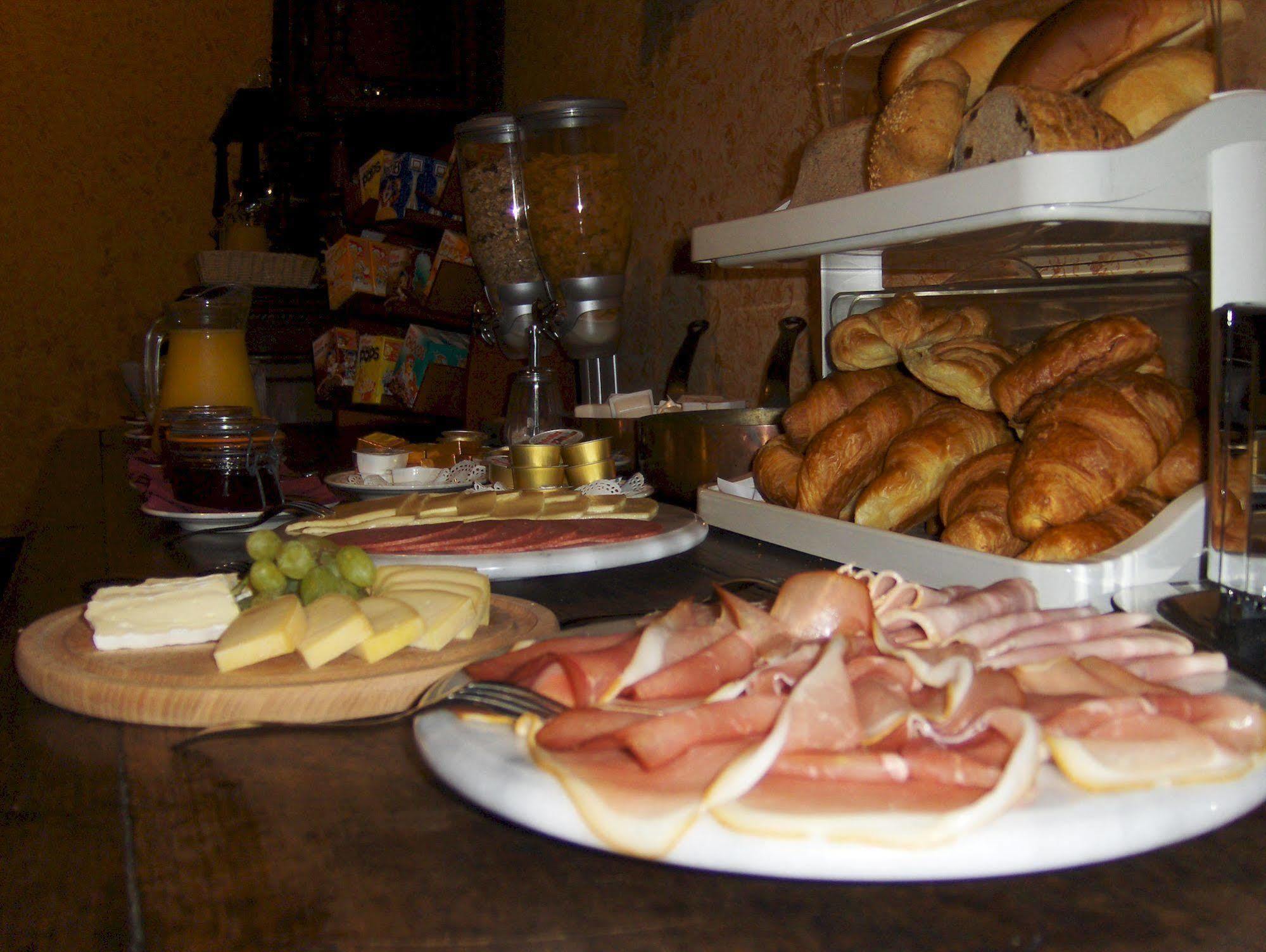 Hotel Erasmus 2*