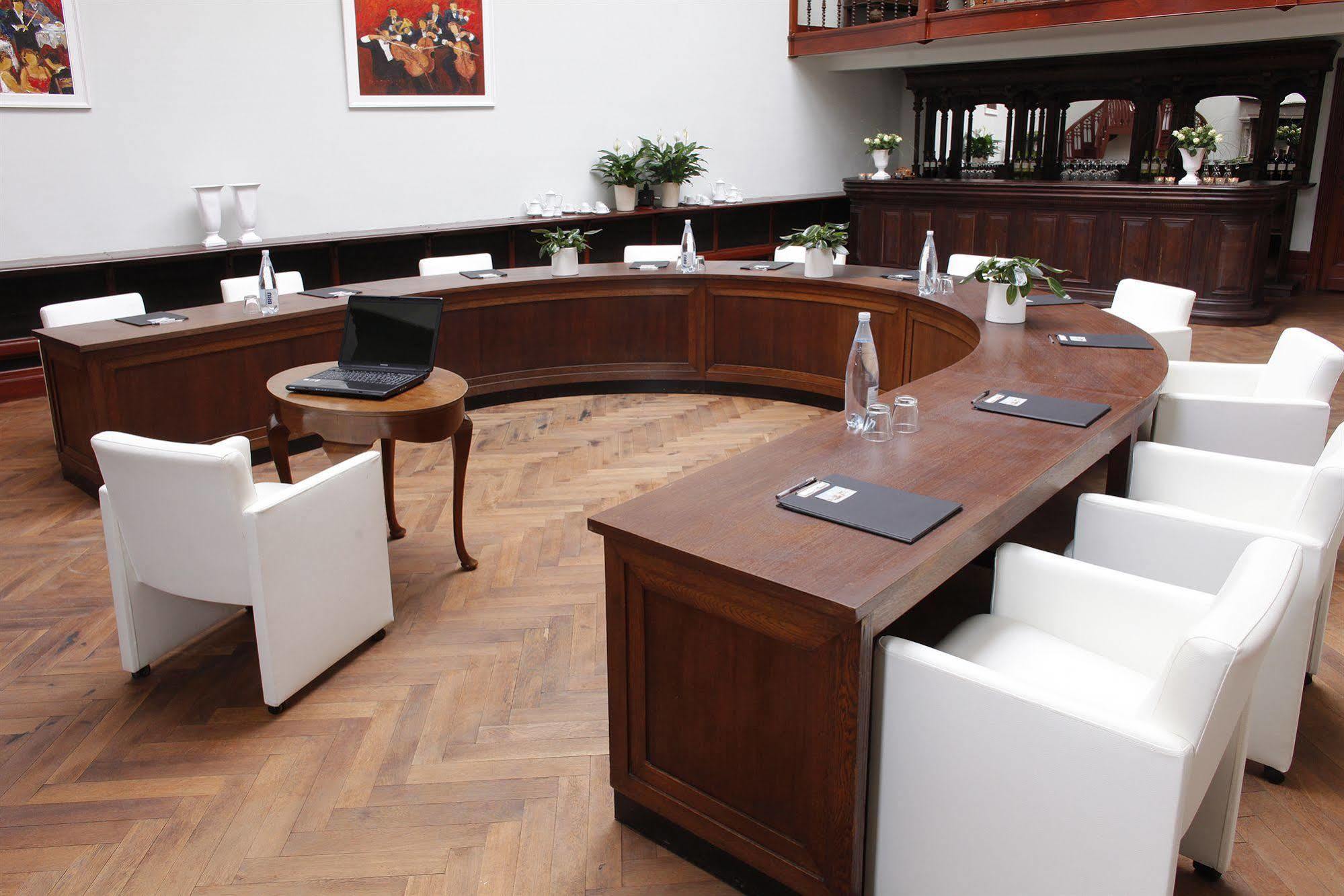 Charme Hancelot Hotel