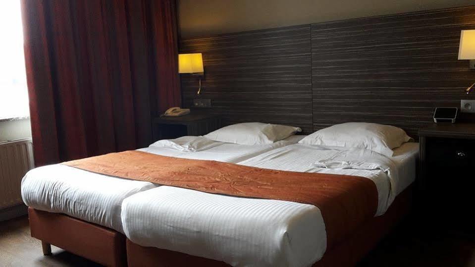 Castel Hotel 3*