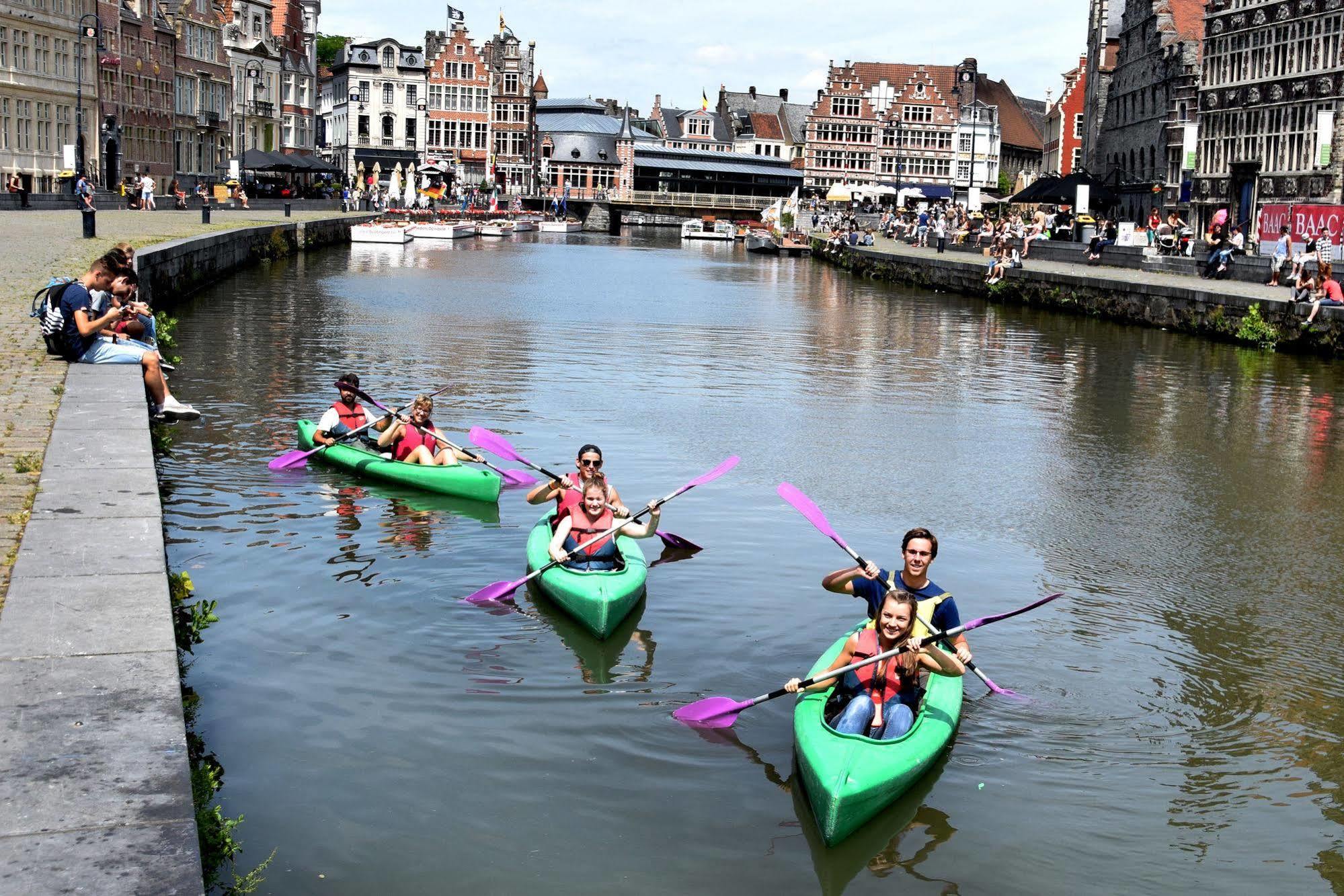 Hostel Uppelink Gent