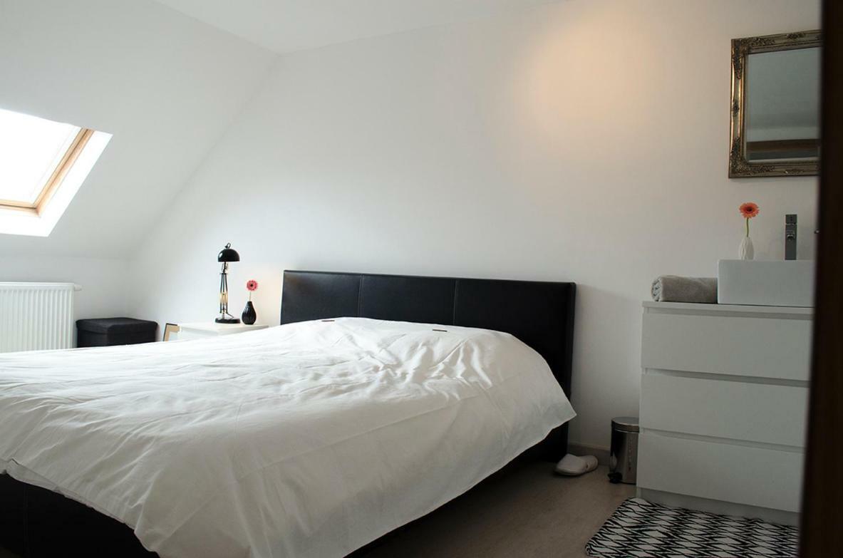 Homestay Upstairs9000