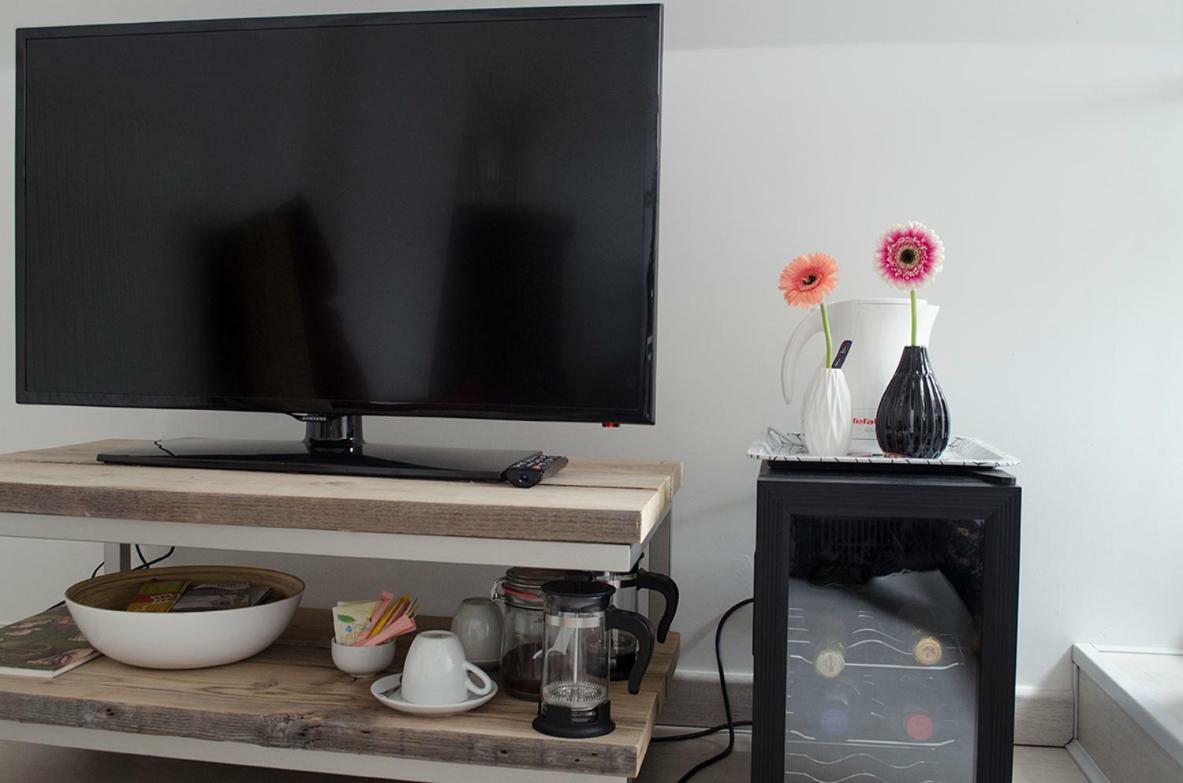 Homestay Upstairs9000