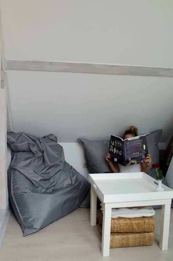 Homestay Upstairs9000