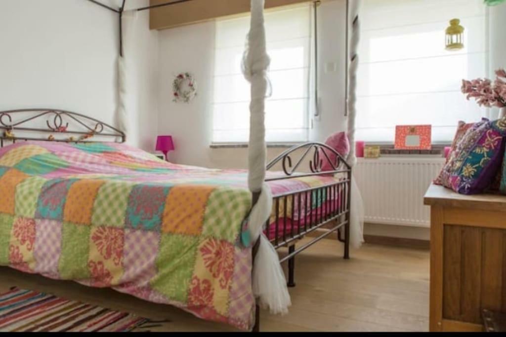 Feel@home Villa *