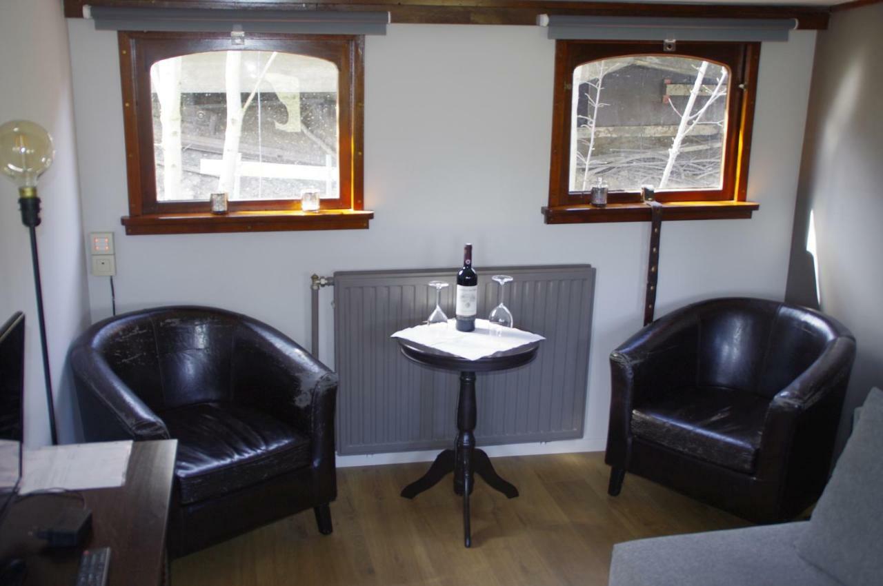 B&B B³ Boat Ghent