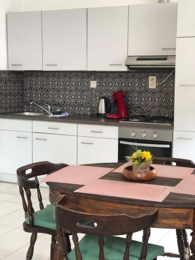 Anna Apartment *