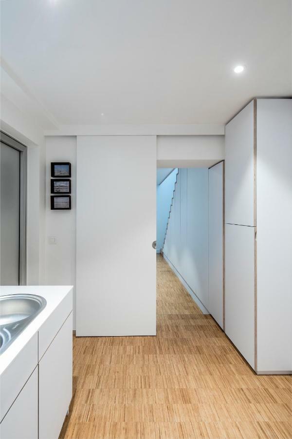 Spacy Artist Studio In Central Apartment