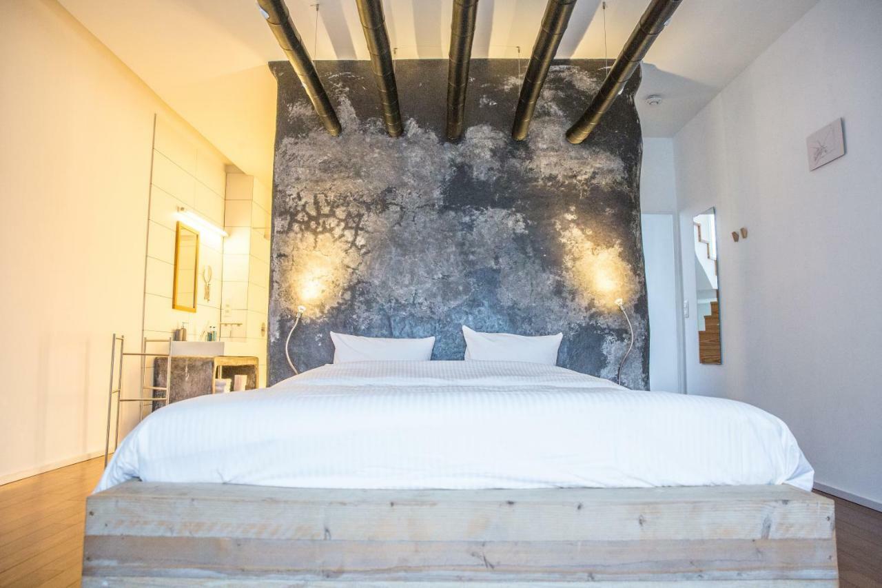 Nest Bed & Breakfast
