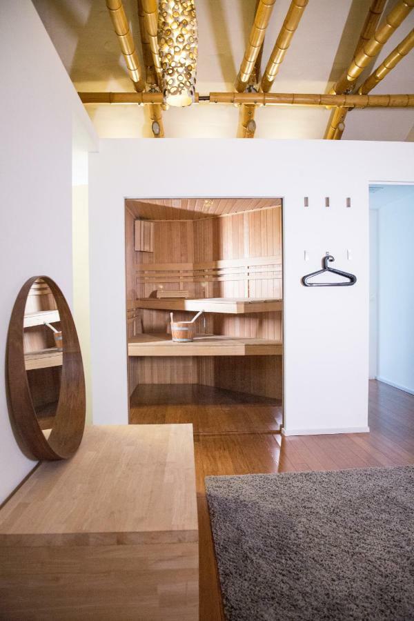 Nest Bed & Breakfast