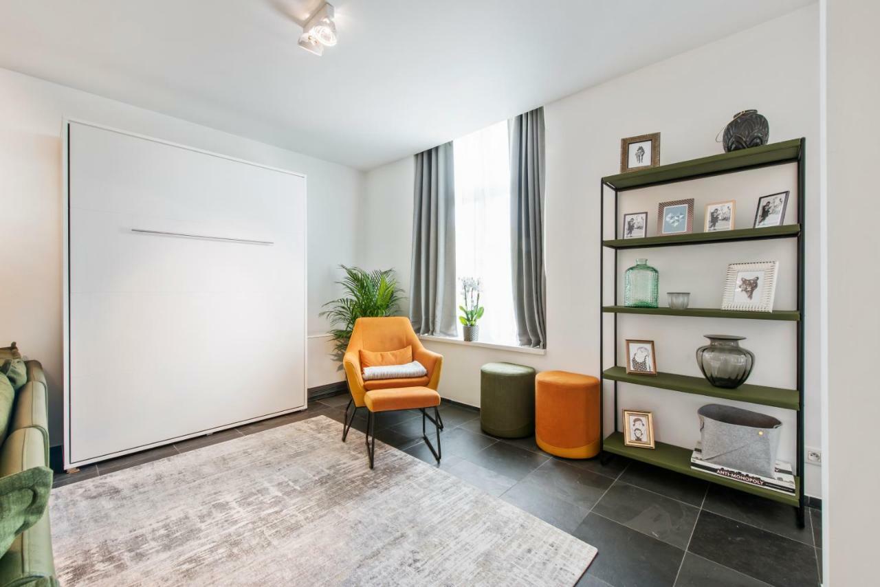Apartment Classy In Center With Large Balcony *