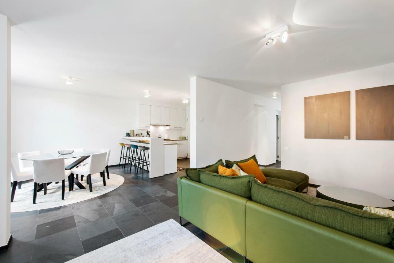 Apartment Classy In Center With Large Balcony *