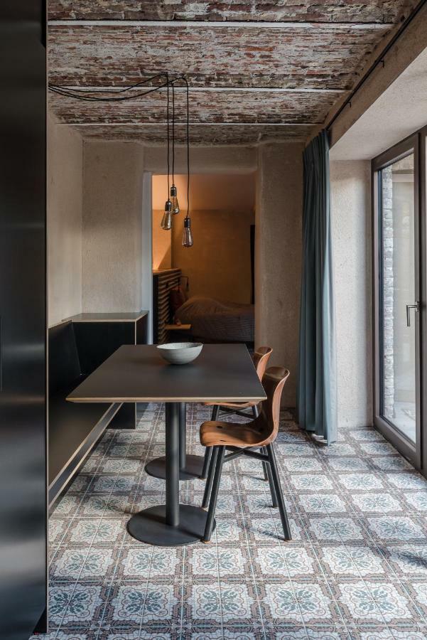 The Hide Aparthotel 3*