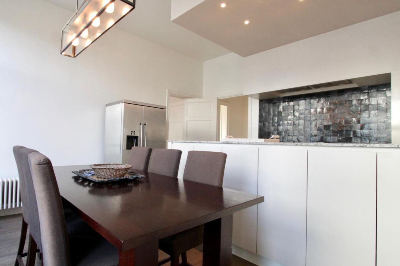 Apartment Cap's House *