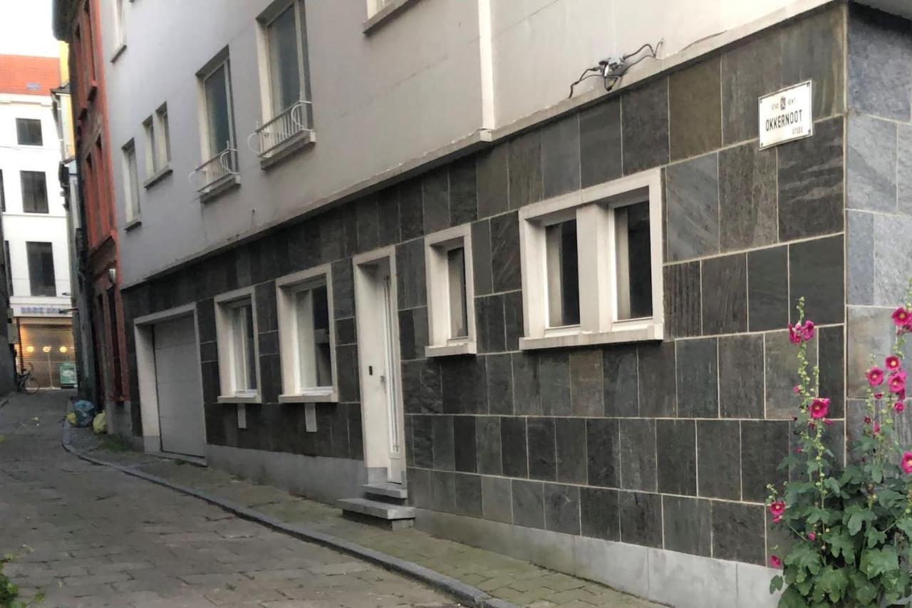Apartment Medieval Center At River De Leie *