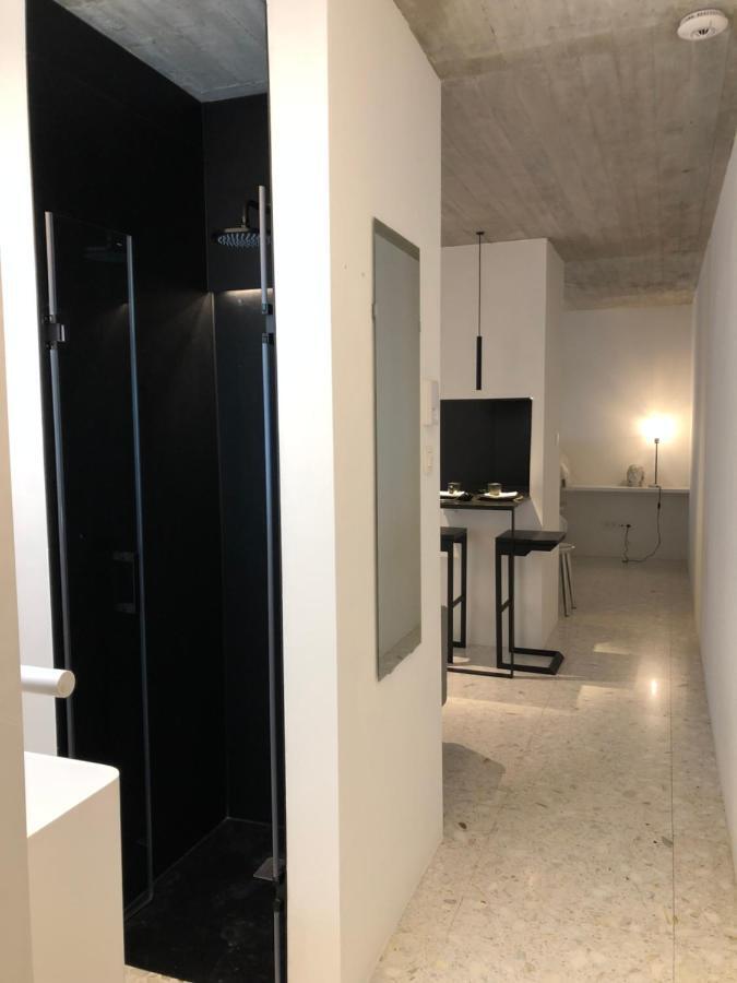 Medieval Center At River De Leie Apartment *