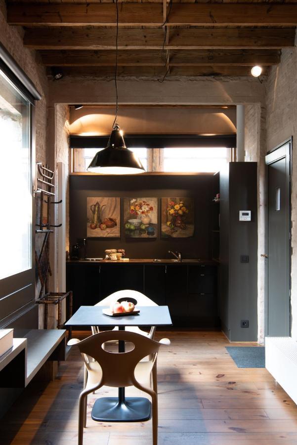 Appartement 17 *