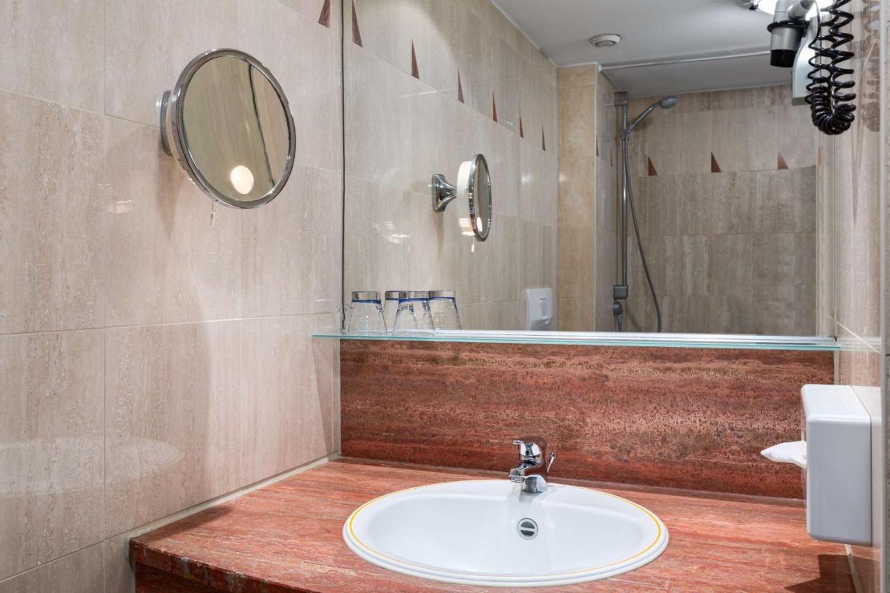 Hotel Nh Sint Pieters 3*