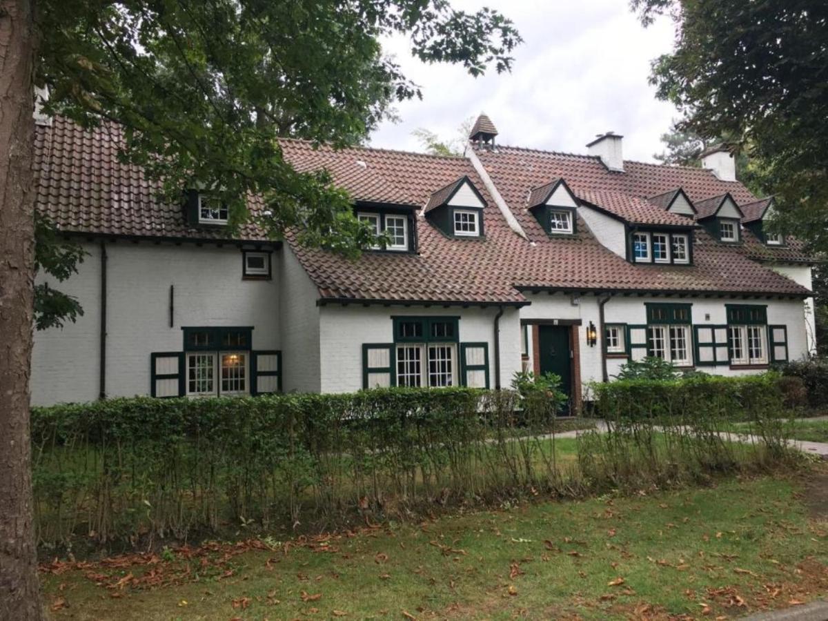 Rose House Bed & Breakfast 2*