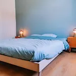 Gezellig & Ruim Rijhuis Met 3 Slaapkamers Dichtbij Gent