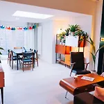 Gezellig & Ruim Rijhuis Met 3 Slaapkamers Dichtbij Gent