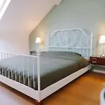 Gezellig & Ruim Rijhuis Met 3 Slaapkamers Dichtbij Gent