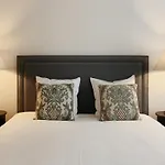 La Lys Rooms & Suites