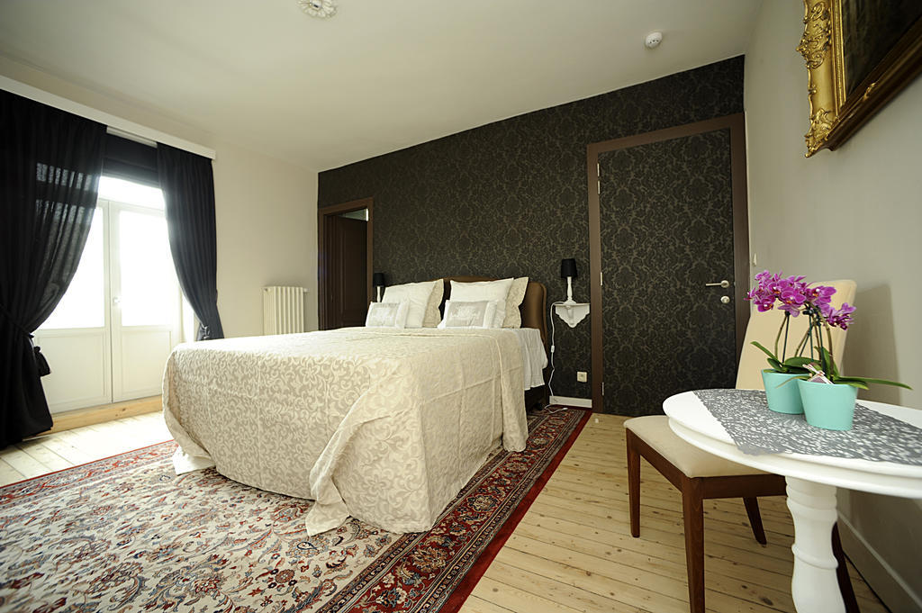 Expo 13 Bed & Breakfast