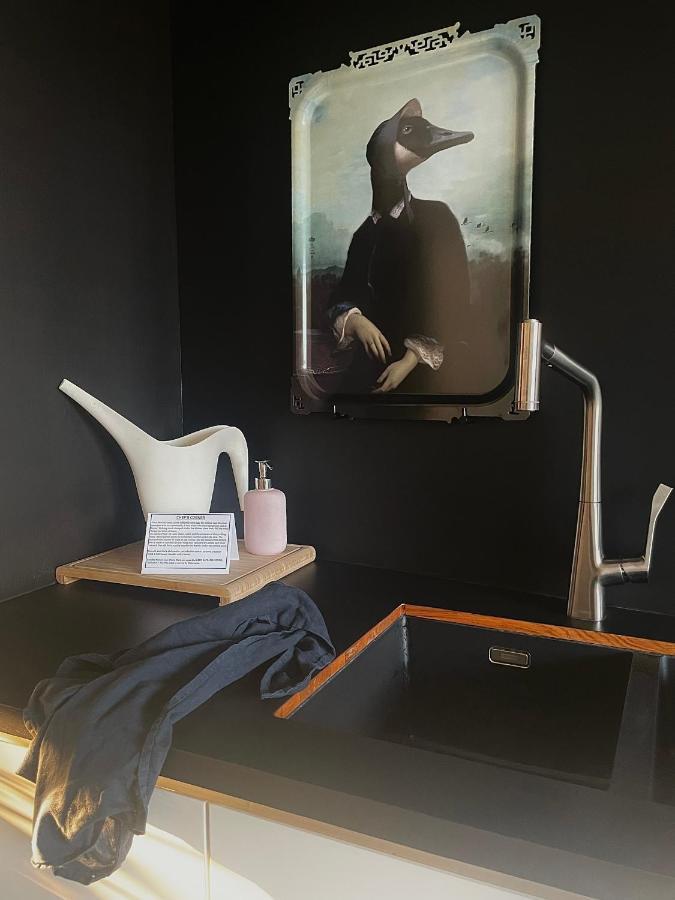Desk Dawn Apartment