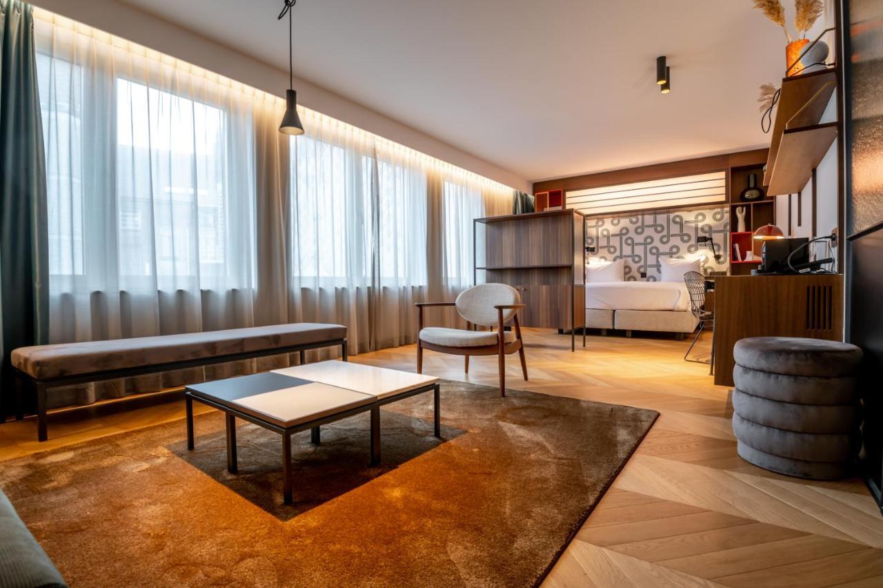 Yalo Urban Boutique 4*