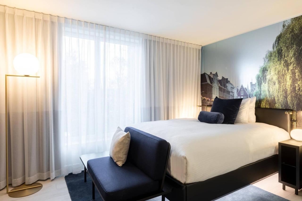 Hotel By Marriott