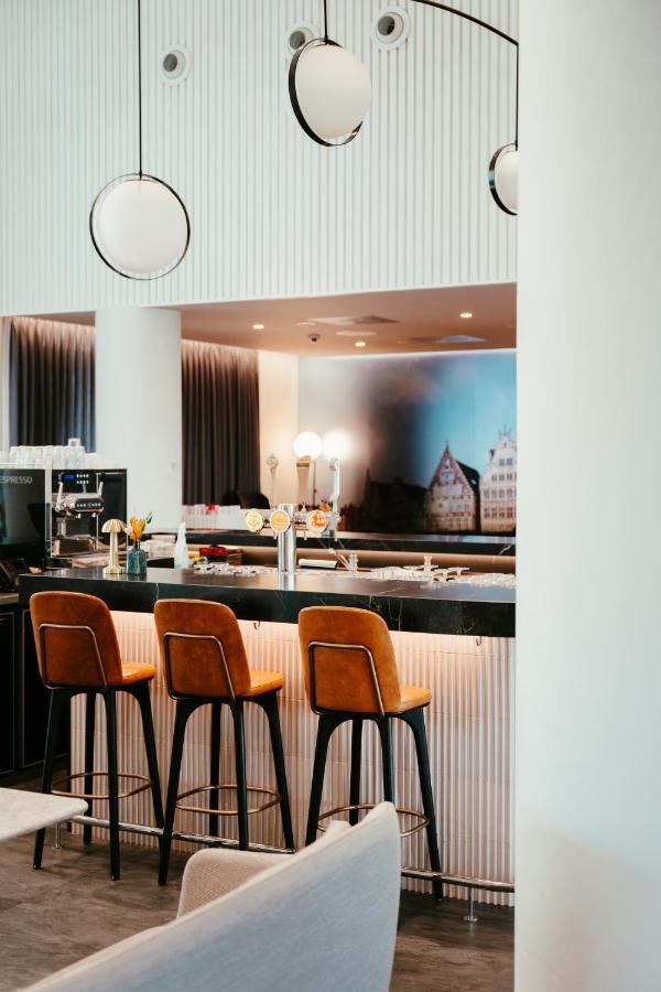 By Marriott Gent