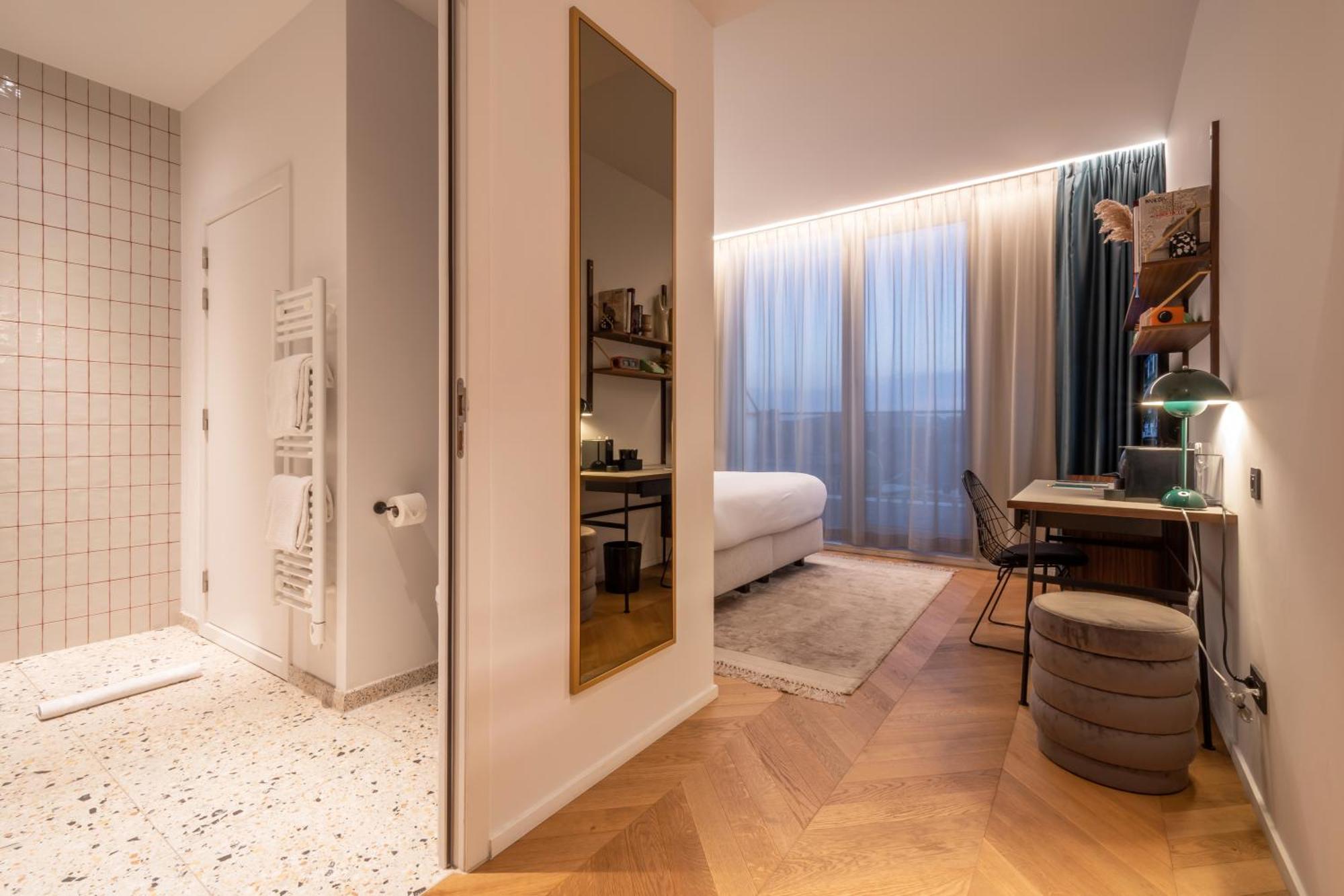 Hotel Yalo Urban Boutique 4*