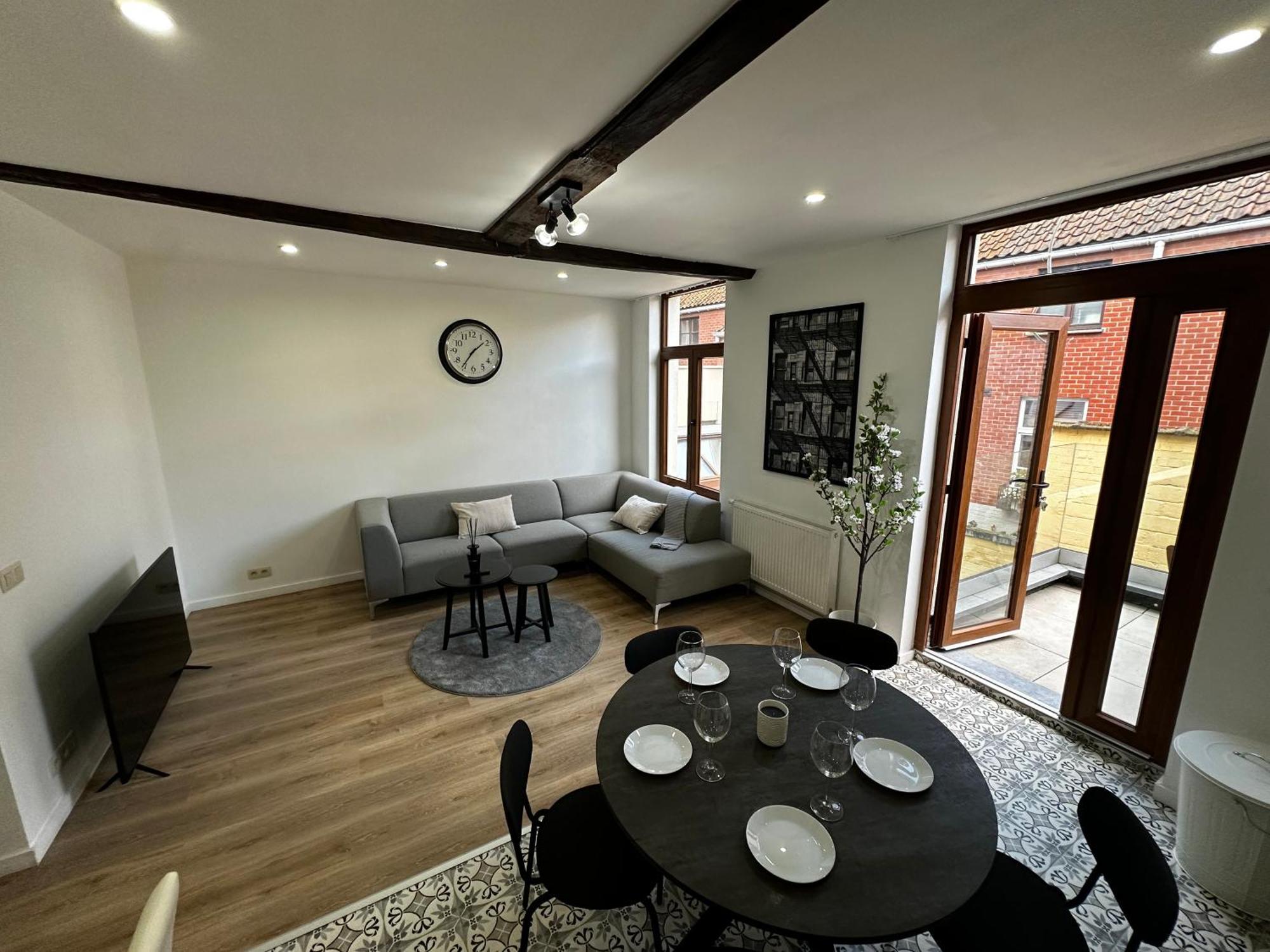 Appartement Charming Canal-side In The Heart Of