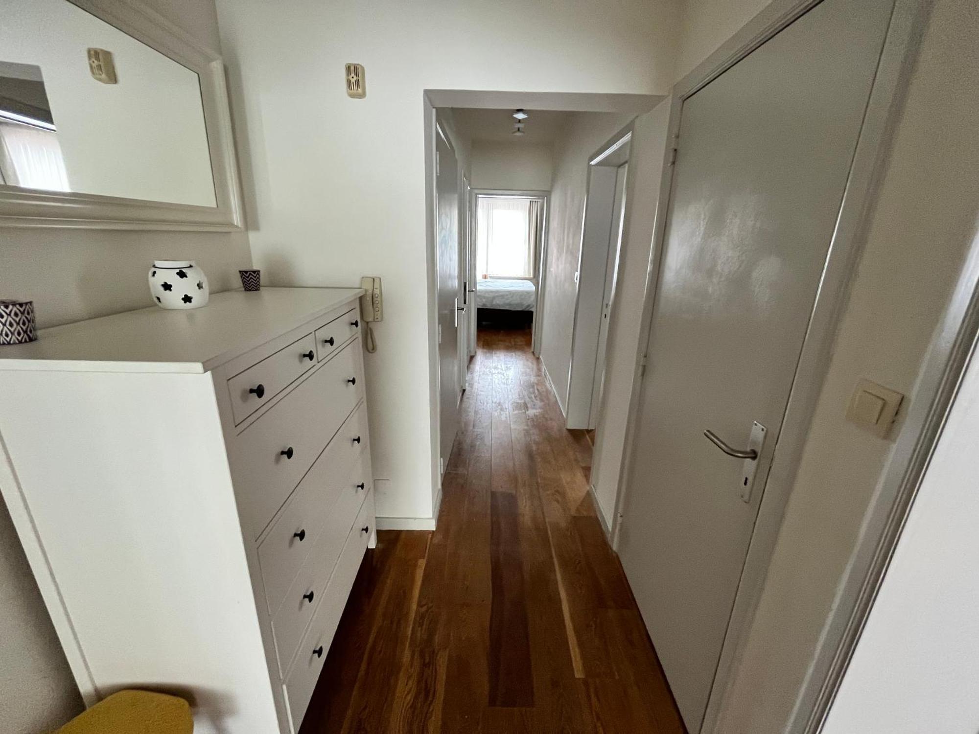 Apartment Spacious 2 Bedroom App In The Center With Balcony Gent